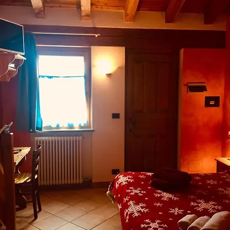 Chez Gorret Bed & Breakfast *